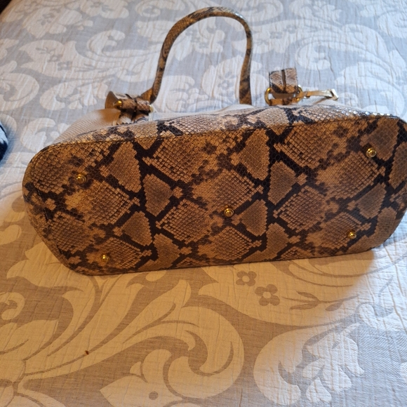 Brahmin bag & wallet combo - Picture 3 of 9